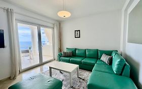 White Sea View Residence